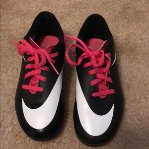 Girls Nike Soccer Cleats